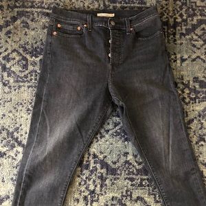 Levi’s Wedgie Skinny Jean